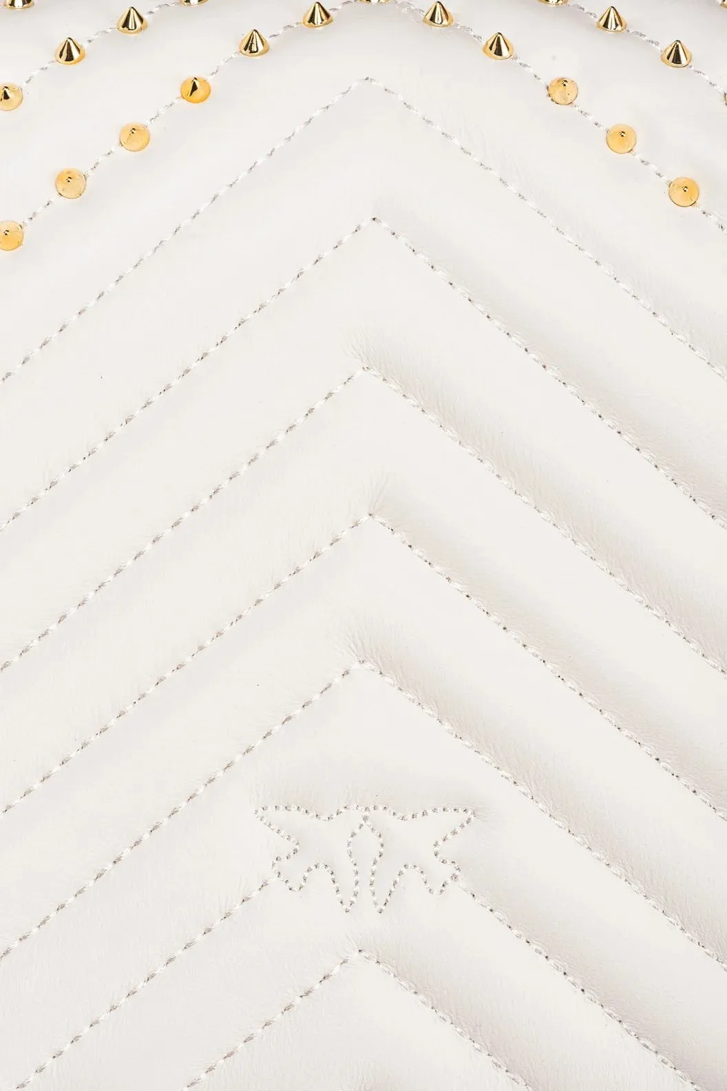 CLASSIC LOVE BAG CLICK CHEVRON STUDS — white-antique gold — фото 5