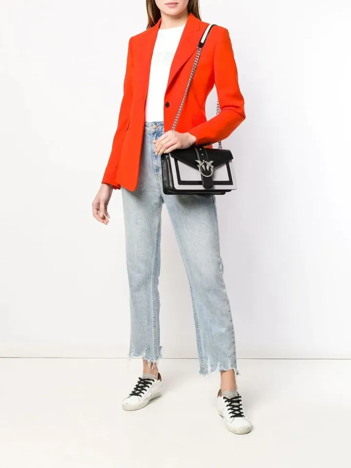 CLASSIC LOVE BAG EVOLUTION — black and white