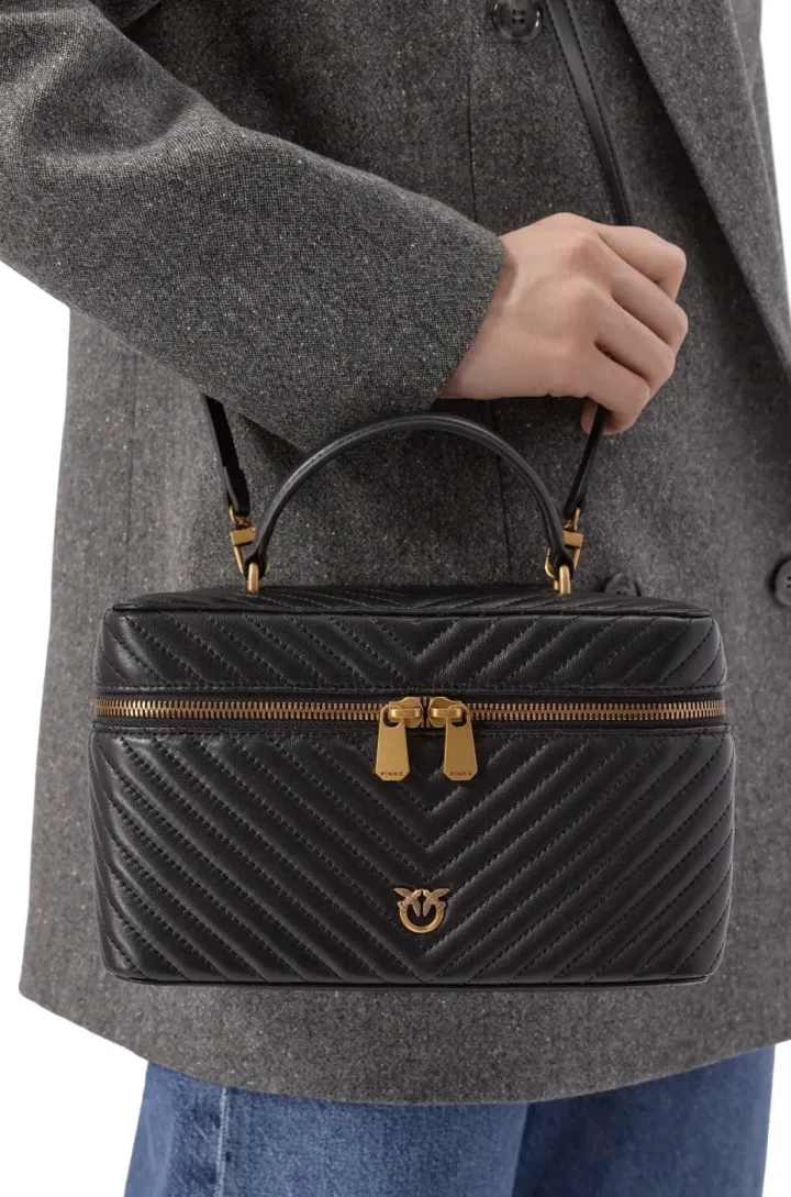 CLASSIC LOVE PUFF CL SHEEP NAPPA — black