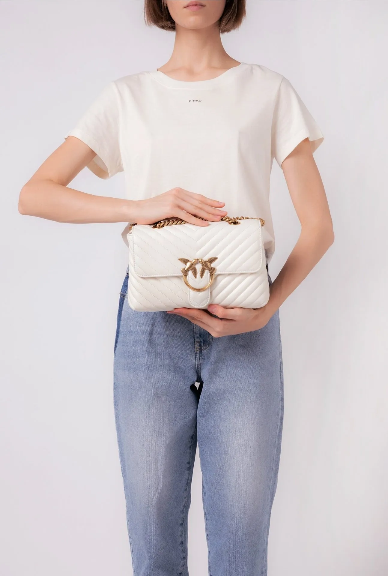 LADY LOVE BAG PUFF V QUILT — white/gold — фото 5