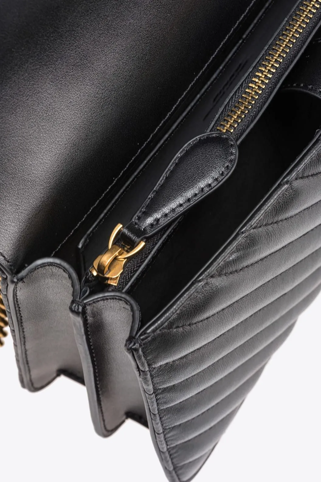 CLASSIC LOVE BAG ONE CHEVRON — black/antique gold — фото 5