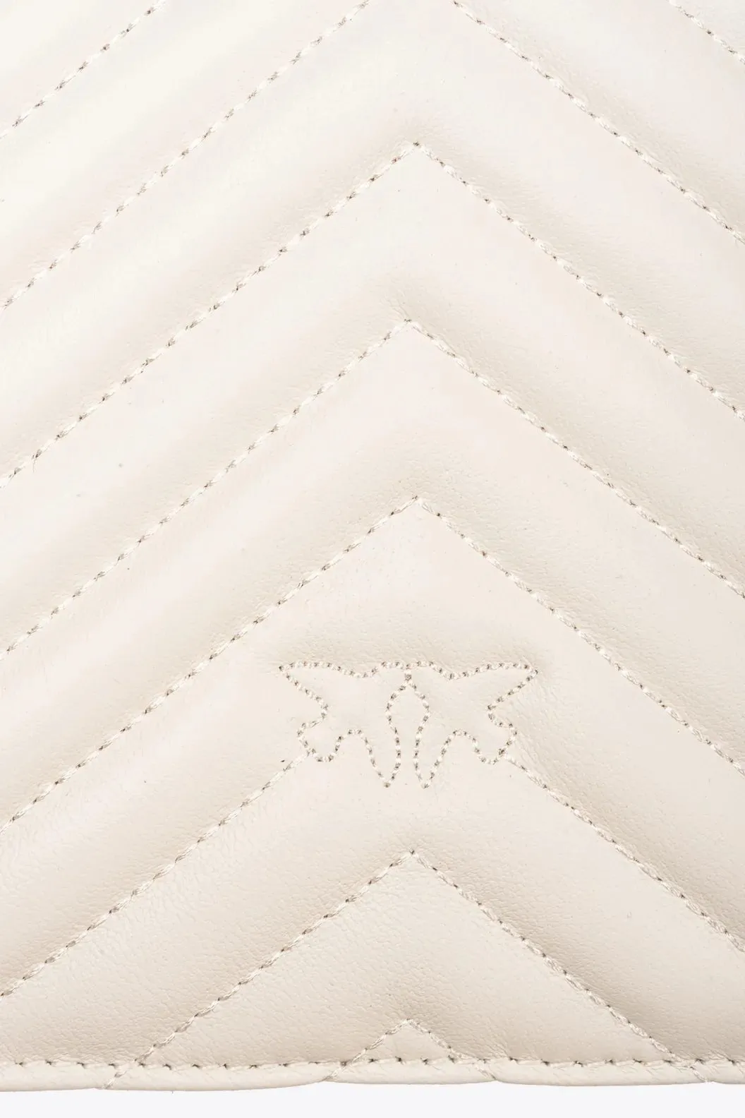 CLASSIC LOVE BAG ONE CHEVRON — white/antique gold — фото 5